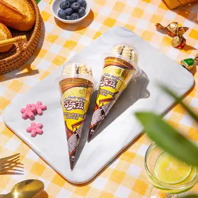 伊利巧乐兹焦糖布丁+舒芙蕾口味脆筒冰淇淋85g